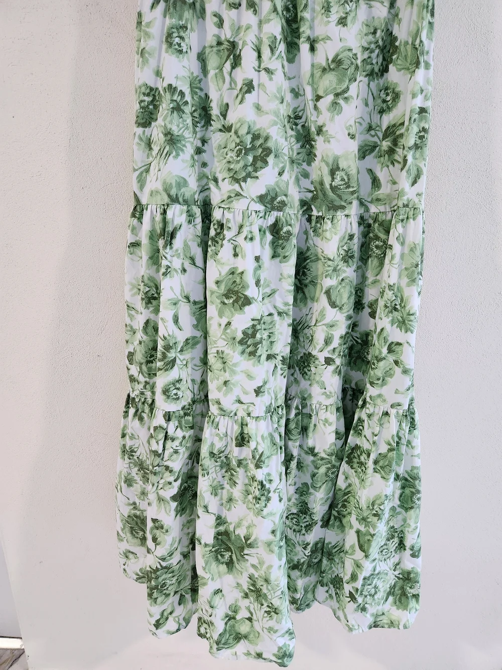 Abercrombie & Fitch Green Floral Tiered Maxi Dress - Picture 4 of 11